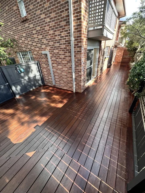 Balgowlah Merbau Deck & Screen Restoration